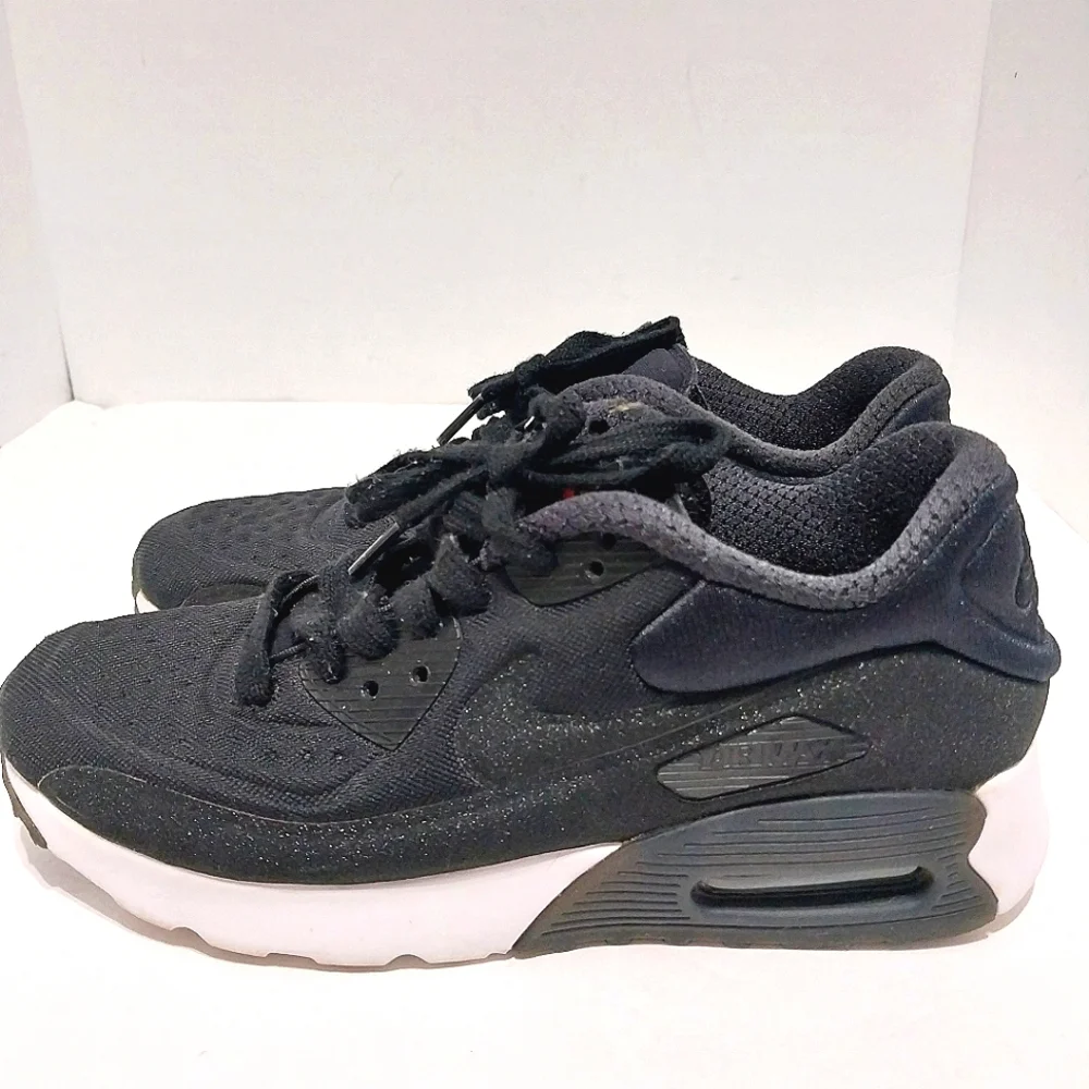 Nike Air Max 90 Ultra‎ PRM Sneakers, Size 7.5W|6Y|EUR 38.5